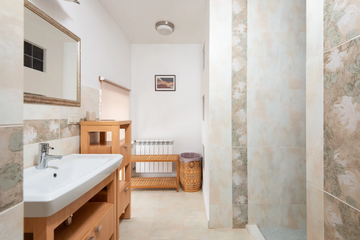 BATHROOM DECOR IDEAS: TIPS AND INSPIRATION